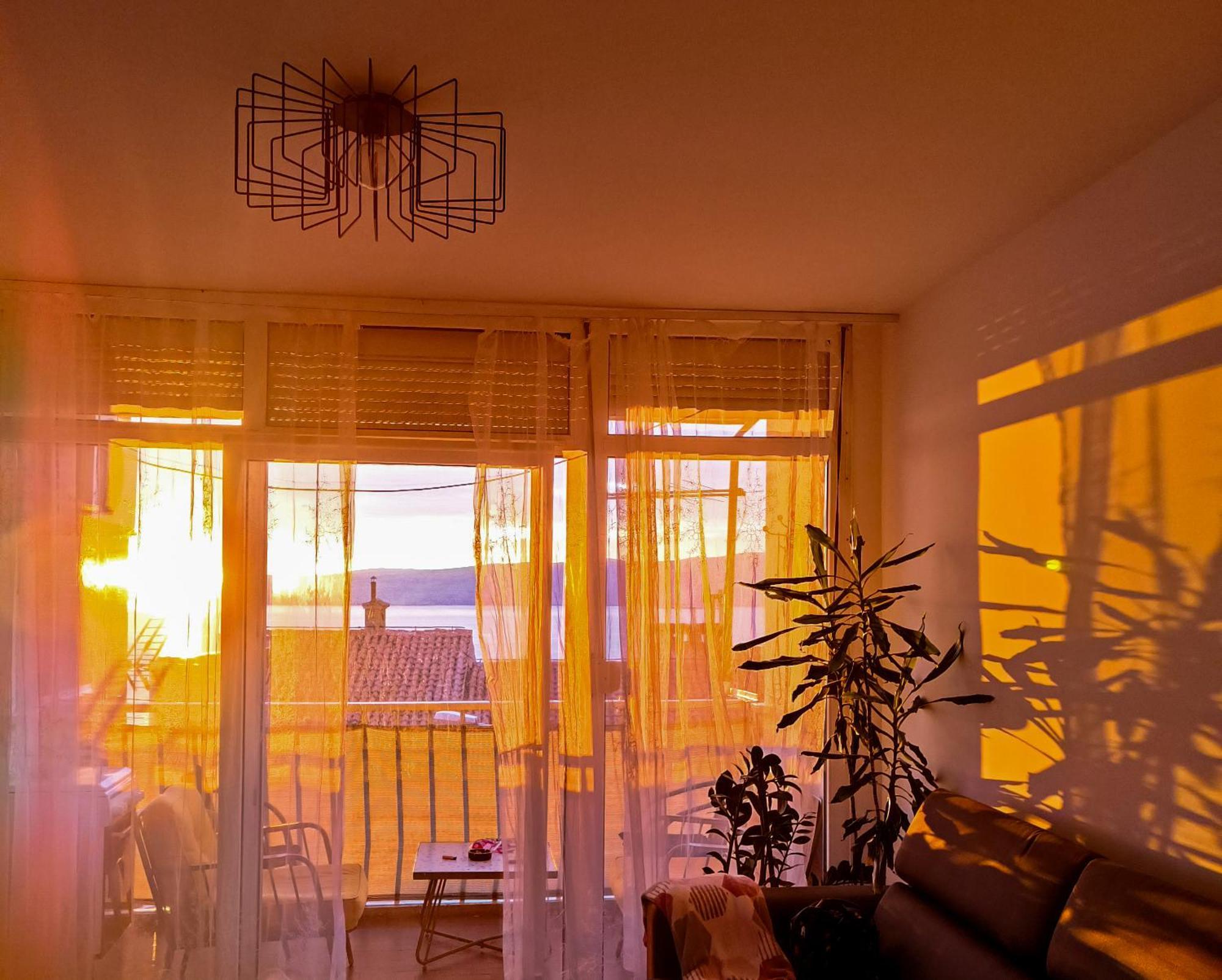 Novouredeni Stan S Balkonom I Pogledom Na More Senj  Extérieur photo